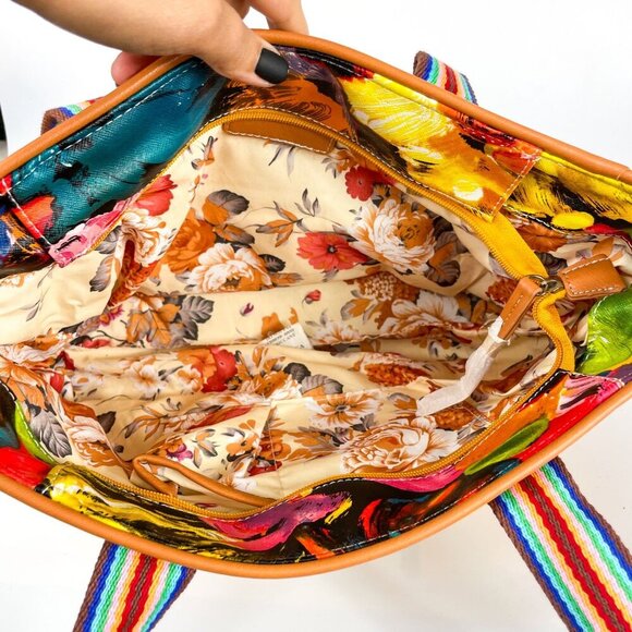 Yellow Patent Leather Quilted Tote Bag Owl Embroidery - Picture 4 of 7